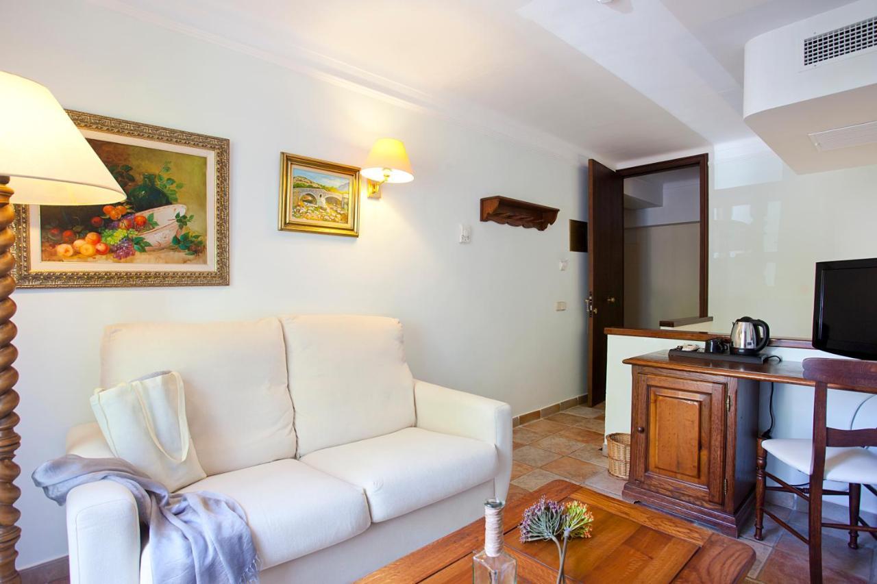 Hotel Cala Sant Vicenc - Adults Only Кала-Сан-Вісенте Екстер'єр фото
