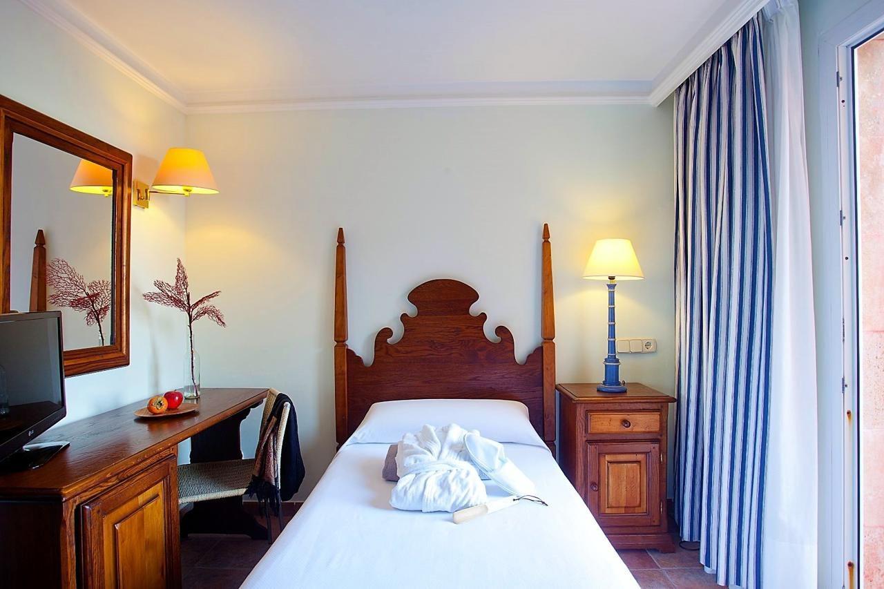 Hotel Cala Sant Vicenc - Adults Only Кала-Сан-Вісенте Екстер'єр фото